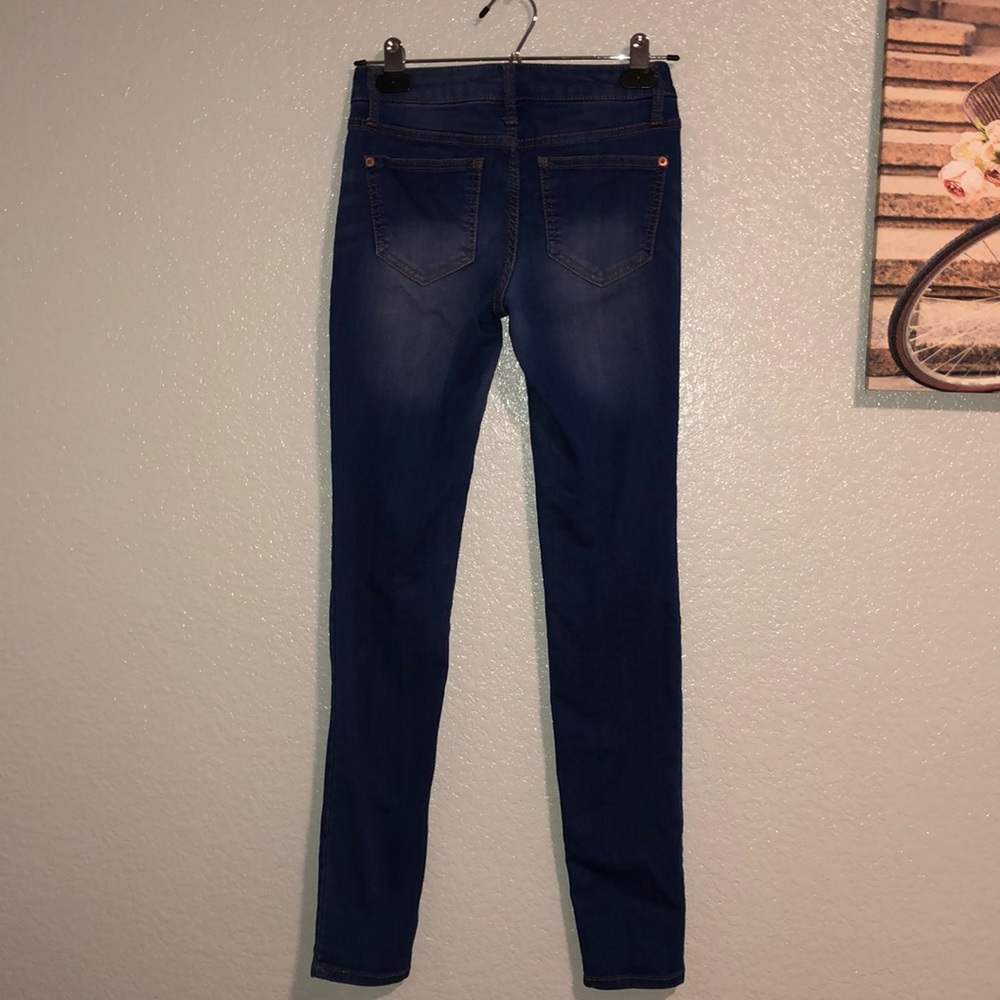 Jeans - Picture 3 of 5